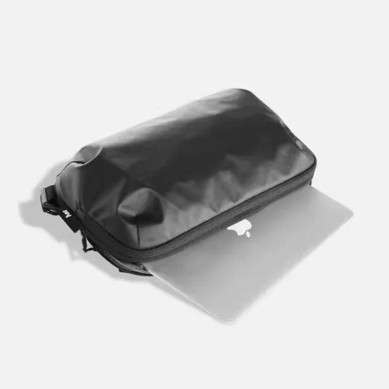 Технологичный рюкзак-слинг из  – обзор и цена Office Tech Bag